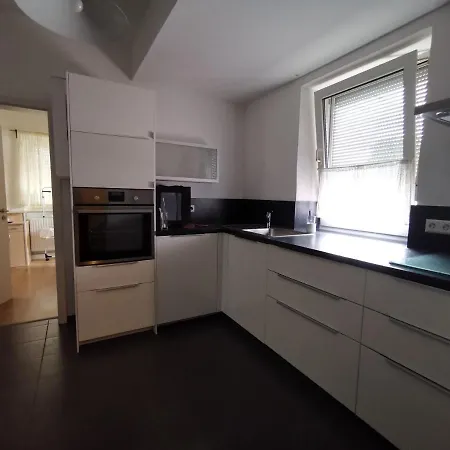 Tolles Möbliertes Zimmer In Wg Haus In Nähe Uni Und Uni-klinik * Ulm