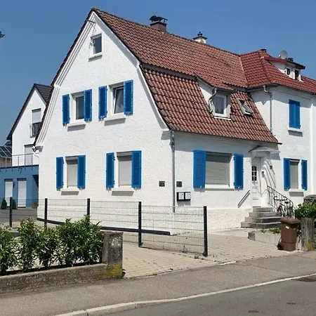 Tolles Möbliertes Zimmer In Wg Haus In Nähe Uni Und Uni-klinik Apartment *